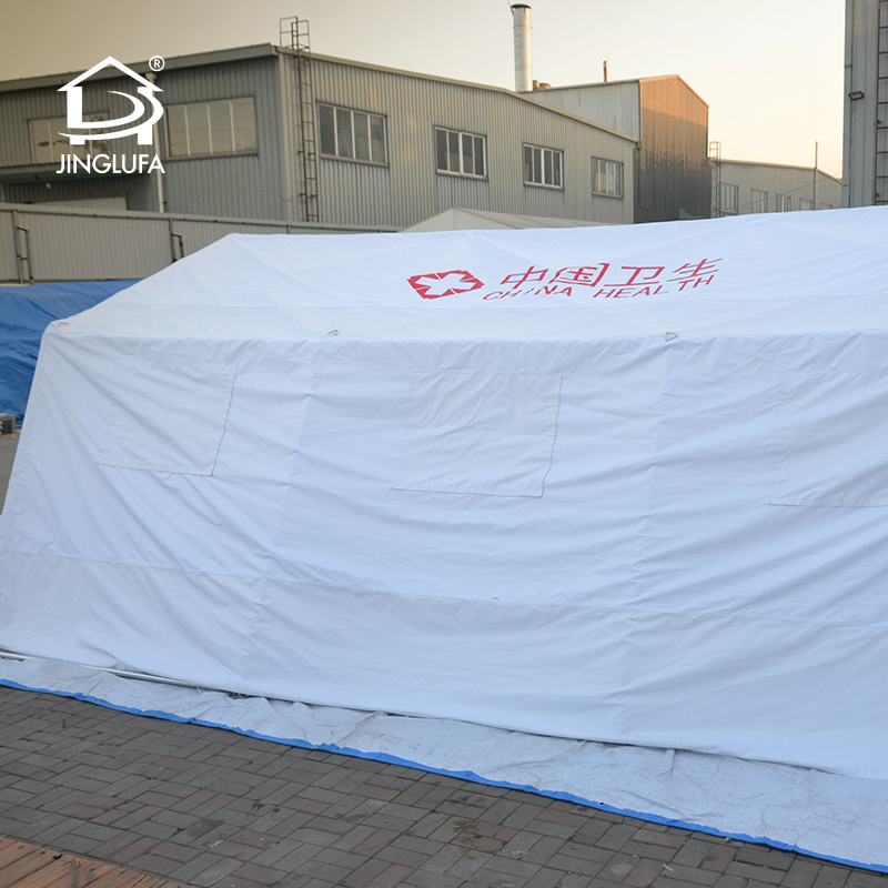 Tenda dengan bingkai baja