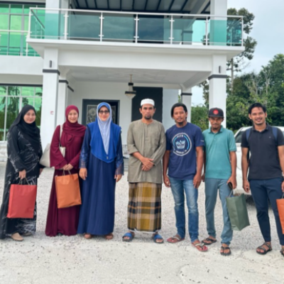 Pelanggan kesaksian atas tenda bingkai baja